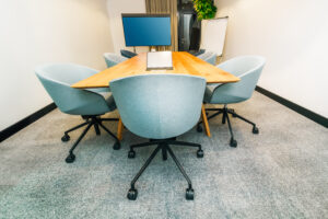How to Hold Employees Accountable Without Being Harsh