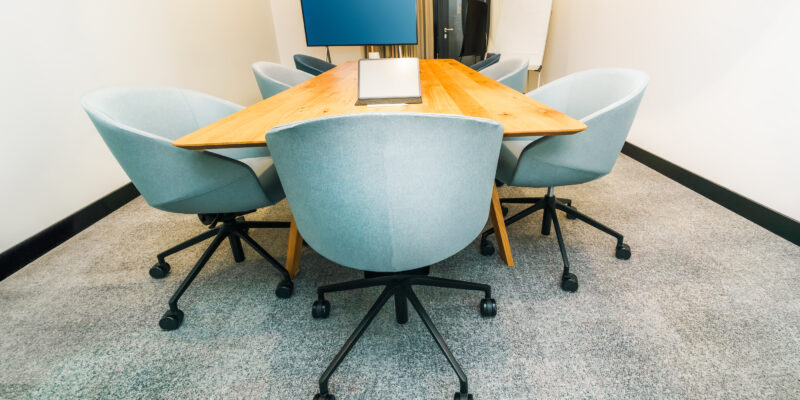 How to Hold Employees Accountable Without Being Harsh